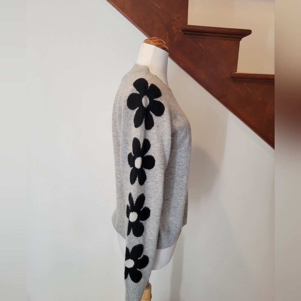 Cynthia Rowley 100% 2-ply Cashmere Floral Grey Sweater Size L New - Picture 5 of 6